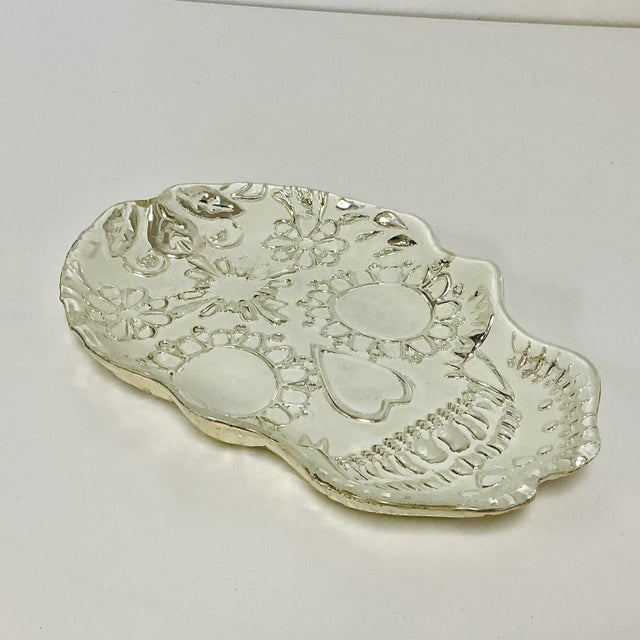 1980s Vintage Boho Chic Mexican Style Skull Decorative Bowl. For Sale - Image 4 of 7