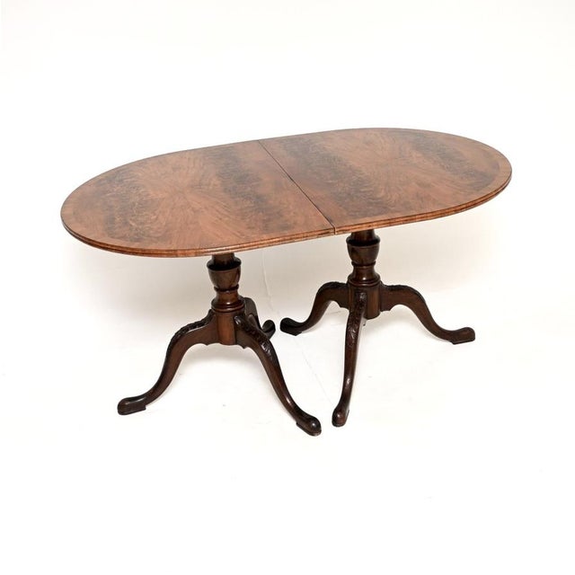 Antique Georgian Style Walnut Extendable Dining Table, 1900 For Sale - Image 3 of 11