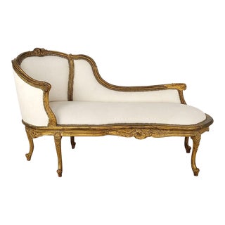Napoleon III Carved and Gilt Chaise Lounge / Fainting Couch, France Circa 1870 For Sale