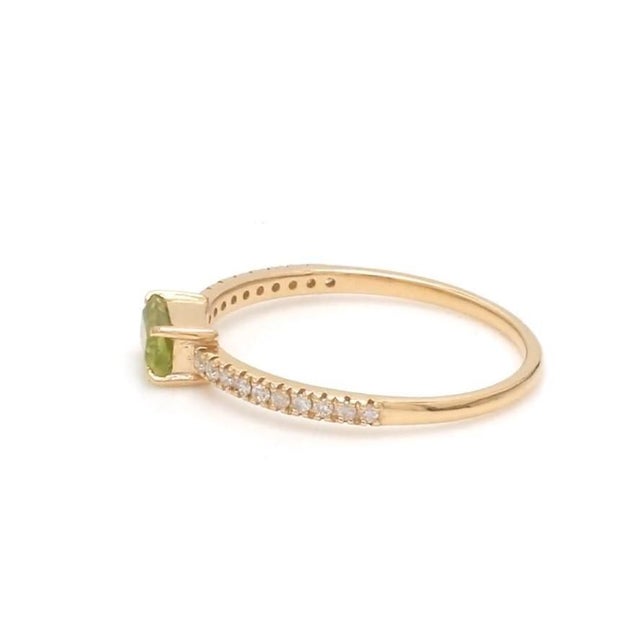 Green Natural 0.35 cts Peridot & 0.14 cts diamond ring in 14k gold For Sale - Image 8 of 18