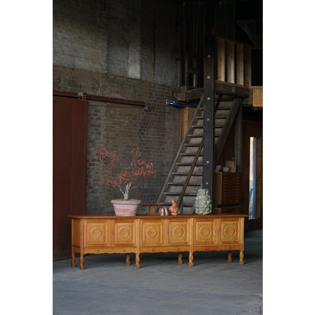 1960s Vintage Danish Brutalist Sideboard in Oak by Henning Kjærnulf, 1960s For Sale - Image 5 of 18