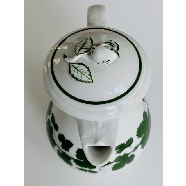 Meissen Porcelain 1930s Meissen Green Ivy Vine Individual Coffee Tea Pot For Sale - Image 4 of 8