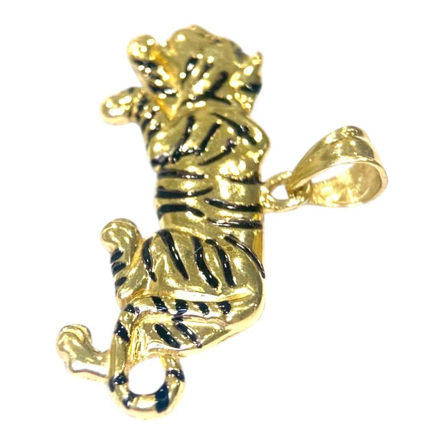 Contemporary Vintage 14k Yellow Gold Black Enamel Tiger Pendant For Sale - Image 3 of 8