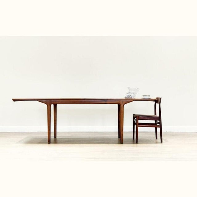 Designed by Tom Robertson and patented by A.H. McIntosh in the 1960s for the Dunvegan collection, this double-extension...