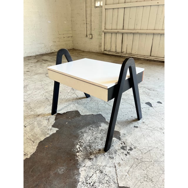 Mid Century Modern Knoll Side Table With Custom Legs For Sale - Image 4 of 5
