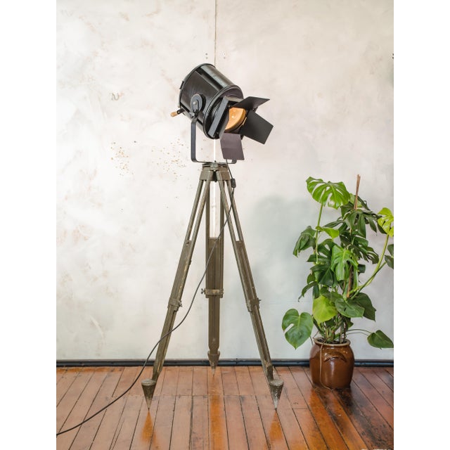 Barndoor Theater Spotlight Floor Lamp on Bundeswehr Tripod from A.E. Cremer, Paris, 1950s For Sale - Image 10 of 17