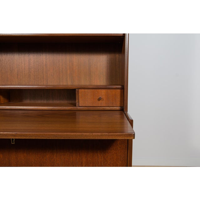 Mid-Century Teak Shelf with Pull-Out Top, Denmark, 1960s For Sale - Image 18 of 18