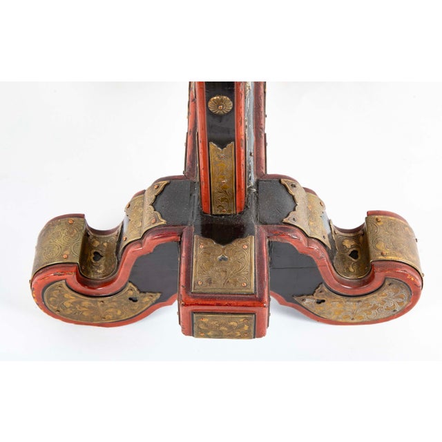 19th Century Japanese Red and Black Lacquer Table Mirror Gilt Brass Mounts For Sale - Image 14 of 14