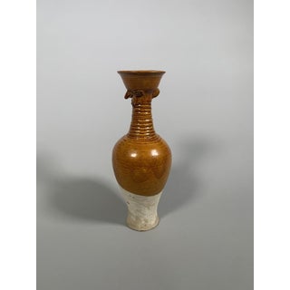 Terracotta vase with amber glaze, Tang Dynasty (618-907) For Sale