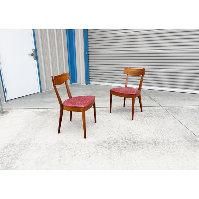 Brown Mid Century Walnut Dining Chairs by Kipp Stewart for Drexel For Sale - Image 8 of 14