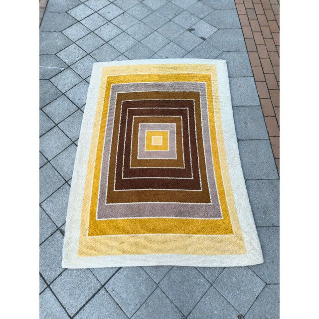 Rug in the style of Panton, 1970s For Sale - Image 4 of 6