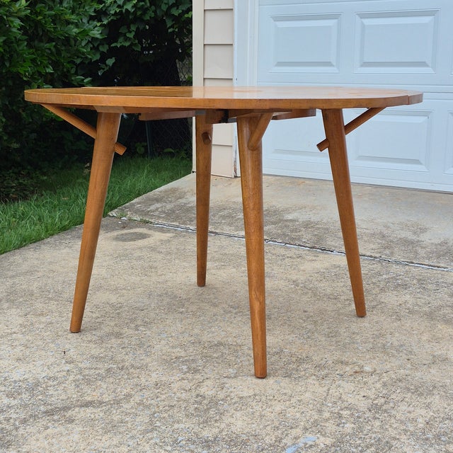 Brown 1950s Midcentury Modern Russel Wright for Conant Ball Maple 48" Round Dining Table With Atomic Legs for Restoration For Sale - Image 8 of 18