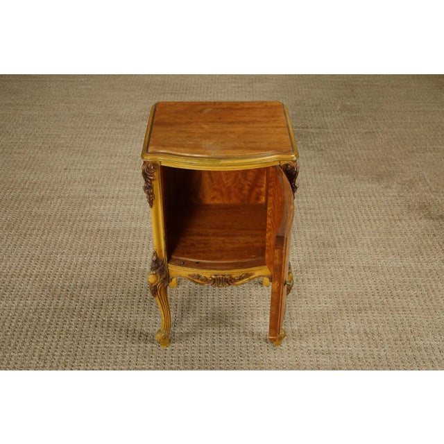 Antique Louis XVI French Provincial Figured Maple Cabinet Nightstands, C. 1920s For Sale - Image 15 of 17