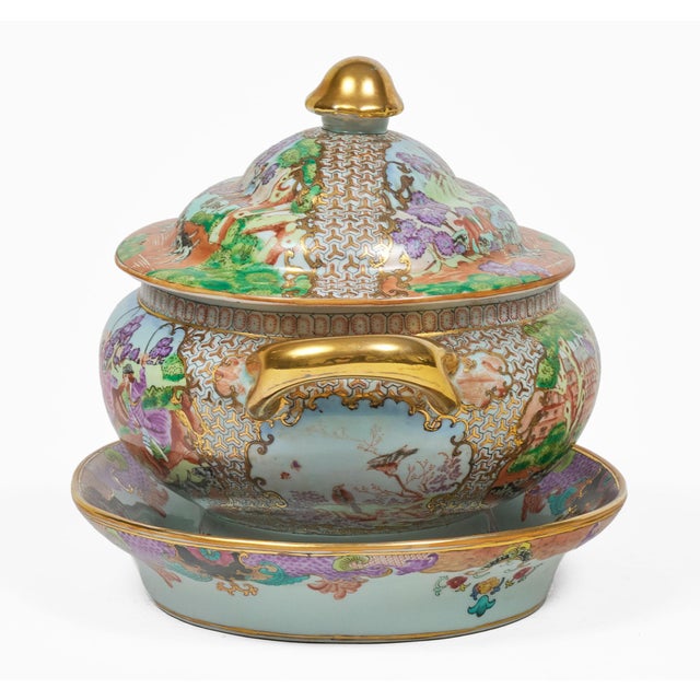 Chinese Early 19th Century Chinese Export Covered Tureen and Stand, Qianlong Style For Sale - Image 3 of 13