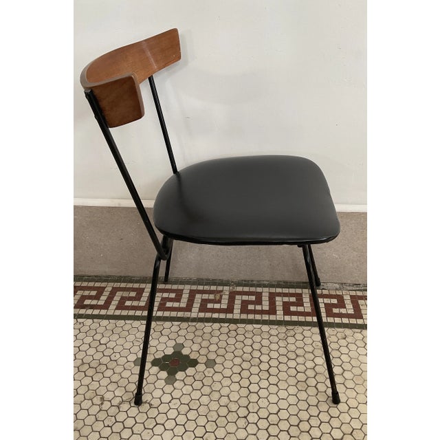 Mid-Century Modern 1950s Clifford Pascoe for Modernmasters Iron & Walnut Dining Chair For Sale - Image 3 of 12