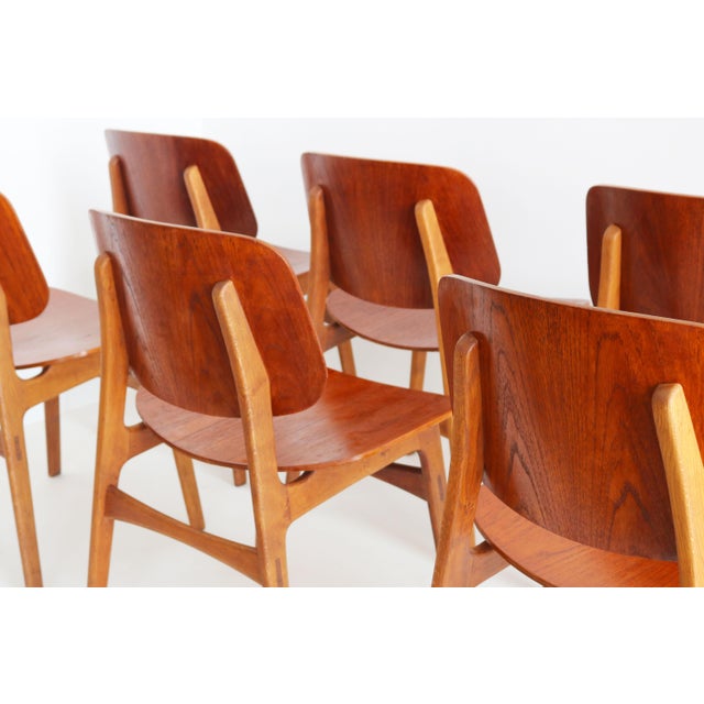 Brown Danish Model 155 Shell Chairs by Børge Mogensen for Soborg, 1950, Set of 6 For Sale - Image 8 of 14