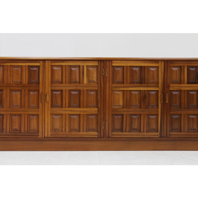 1970s Vintage Brutalist Sideboard in Walnut, 1970s For Sale - Image 5 of 10