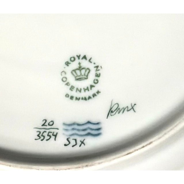 Off-white Royal Copenhagen Flora Danica 9" Plate, Viola Canina L, Gilt Border For Sale - Image 8 of 9