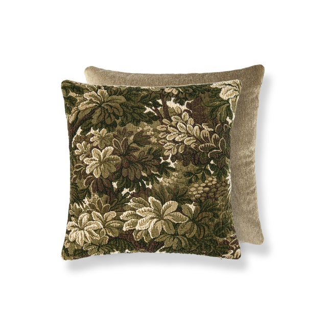Scalamandré is a heritage American textile brand rooted in luxury and high-end design since its inception in 1929. Founder...