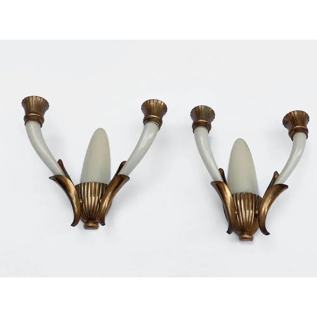 Italian Ivory White Blown Murano Glass & Coppered Brass Sconces, 1940s, Set of 2 For Sale - Image 4 of 18
