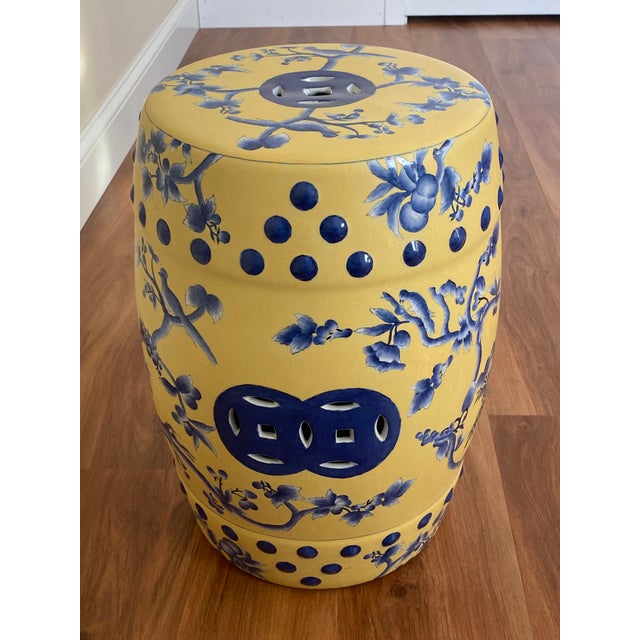 1980s Blue and Yellow Chinoiserie Ceramic Garden Stool For Sale - Image 4 of 11