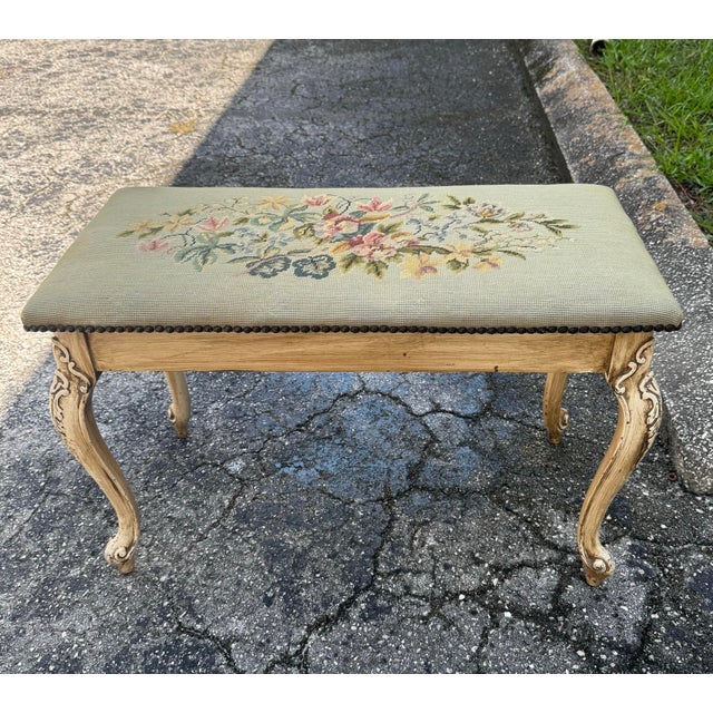 1910s Antique French Louis XV Style Carved Wood Bench With Floral Needlepoint Seat For Sale - Image 5 of 5