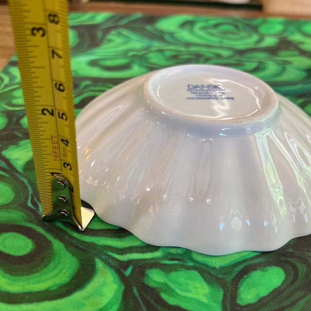 Ceramic Pair of White Ceramic Seashell Plates For Sale - Image 7 of 9