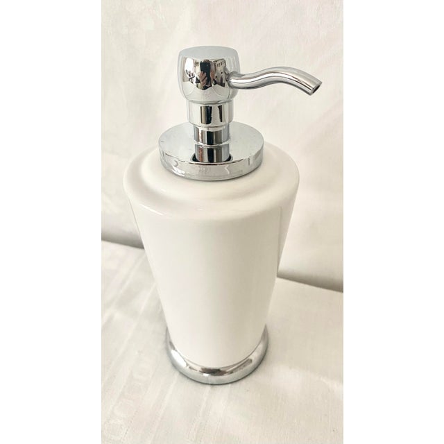 Restoration Hardware Vintage Restoration Hardware Lido Collection Ceramic Soap Dispenser - White & Chrome Excellent Condition. For Sale - Image 4 of 8