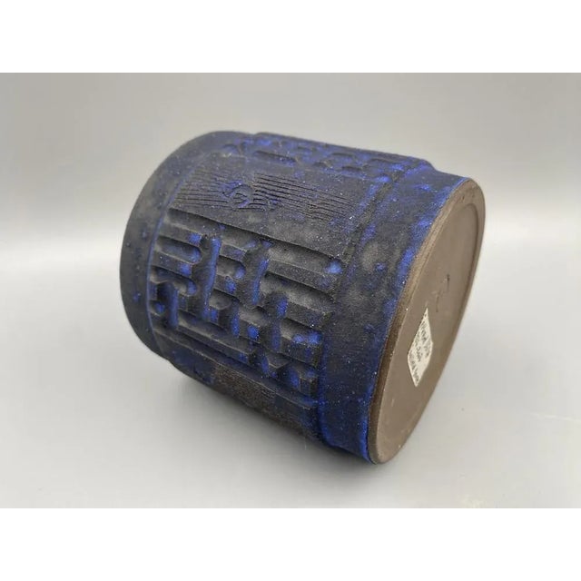 Flower vase by Gerhard Dölz *Gerhard Dölz (1926-2007) *Gerhard Dölz was a member of the Saalfeld group *The group of...