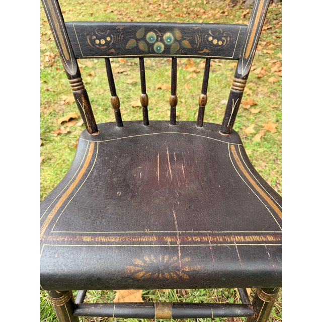 19th Century Antique Pennsylvania Hand-Painted Folk Art Half-Windsor Plank-Seat Chair For Sale - Image 4 of 11