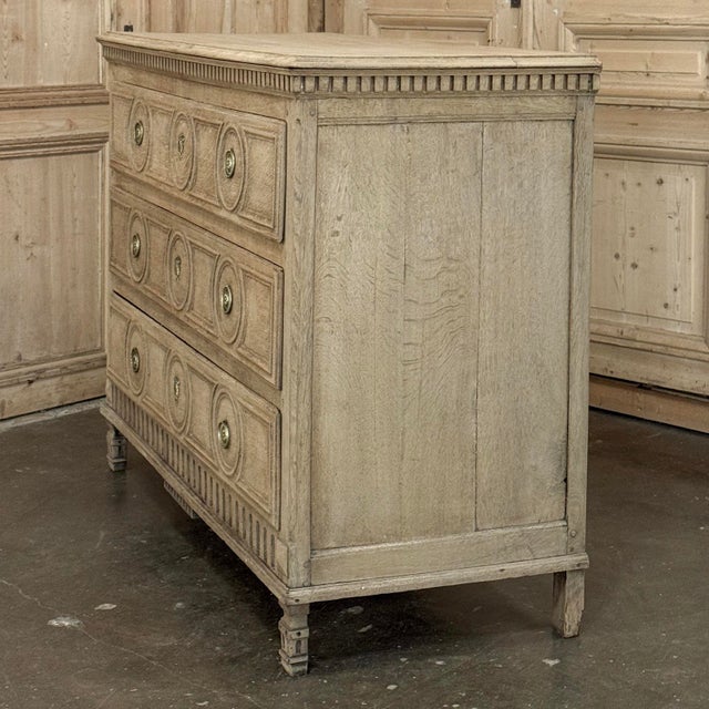 18th Century French Louis XVI Period Three-Drawer Commode in Stripped Oak For Sale - Image 12 of 17