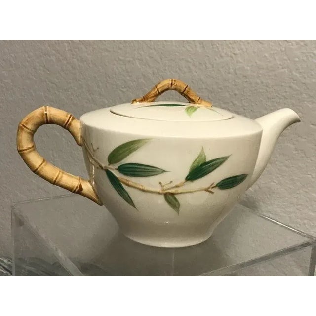White Pristine 42-Pc Mid Century Maruta Ware "Tropicana" Dinnerware Set - Hand Painted Bamboo Art of the Table For Sale - Image 8 of 11