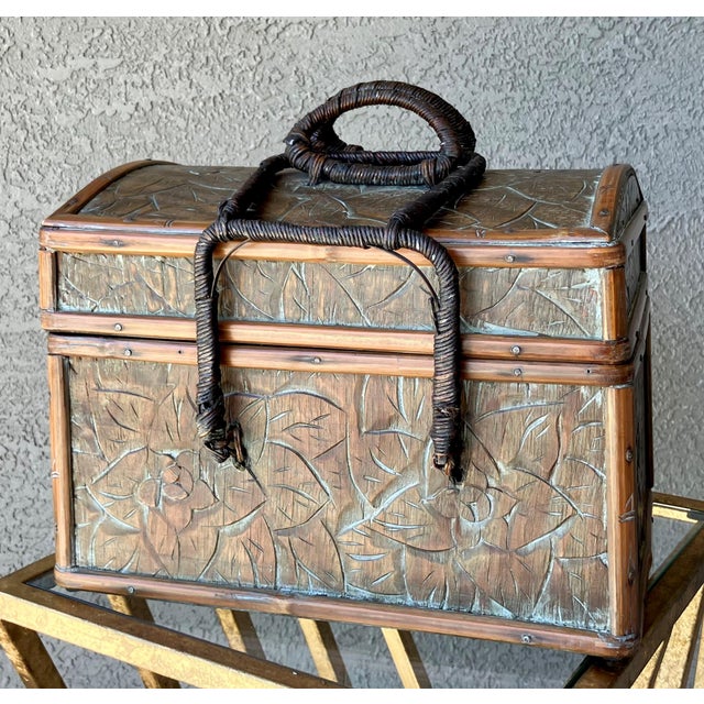 Excellent Pre-Owned Condition. Incised wood carved beauty, perfectly sized for use as a sewing or craft storage basket box...