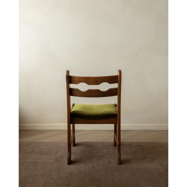 Brown Brutalist Oak Razorback Dining Chairs with Green Velvet, 1970s, Set of 4 For Sale - Image 8 of 18