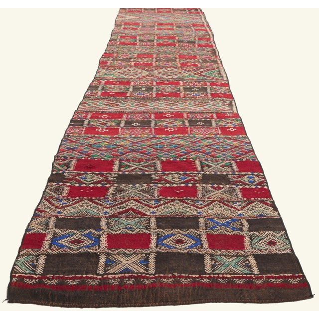 Berber Tribes of Morocco Vintage Zemmour Moroccan Kilim Rug, 02'04 X 31'11 For Sale - Image 4 of 10