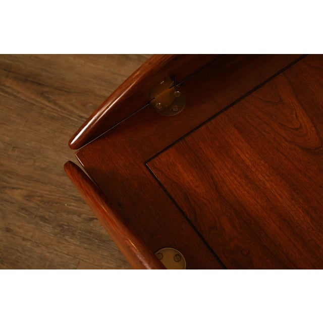 Chippendale Style Cherry Butler's Tray Coffee Table For Sale In Philadelphia - Image 6 of 18