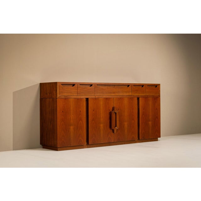 Giovanni Michelucci approached furniture with the sensibility of an architect and the instincts of a craftsman. Better...