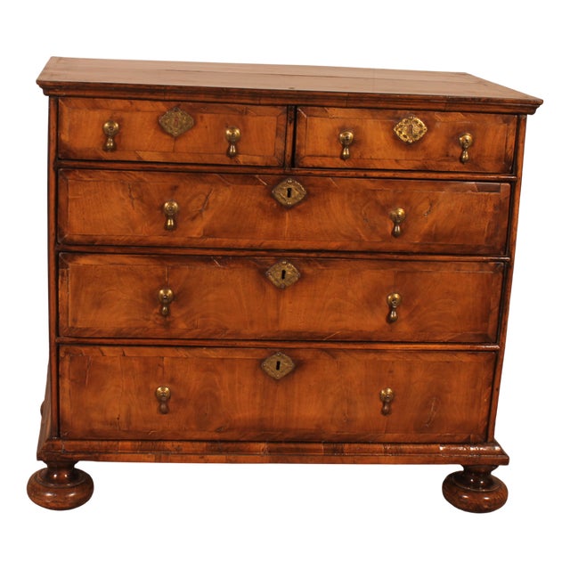 17th Century William and Mary Walnut Chest of Drawers For Sale
