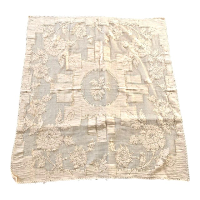 36" X 32" Vintage Small Table Cloth Ivory Floral Farmhouse Traditional Victorian Edwardian Square 36" X 32" For Sale