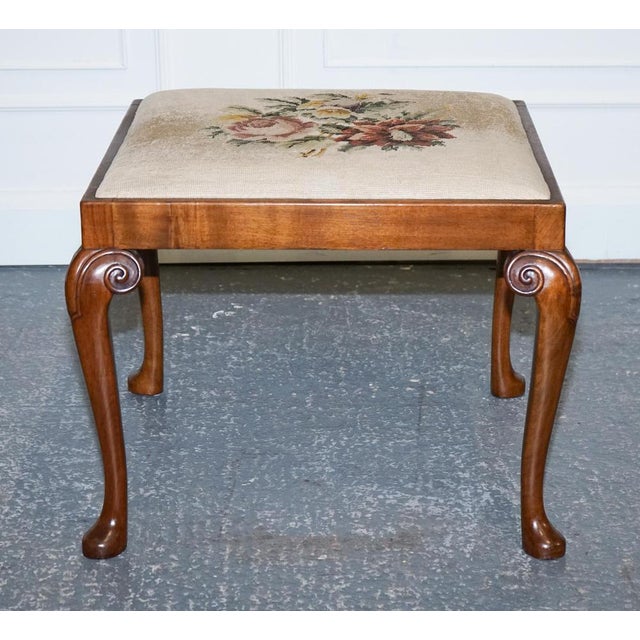 Victorian Hand Carved Queen Anne Legs Piano Stool For Sale - Image 3 of 13