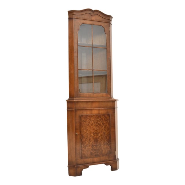 Vintage Georgian Style Burr Walnut Corner Cabinet, 1950s For Sale