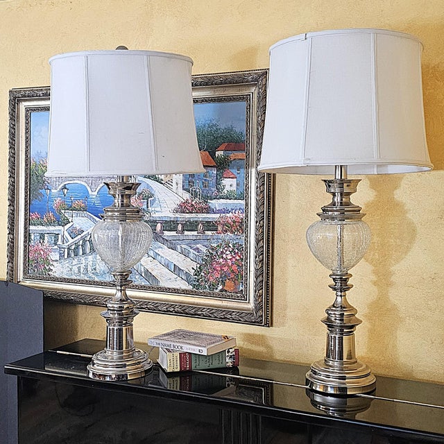 Pair of Tall Chrome Crackle Glass Table Lamps – Vintage Hollywood Regency Glam 3-Way Lighting For Sale - Image 18 of 18