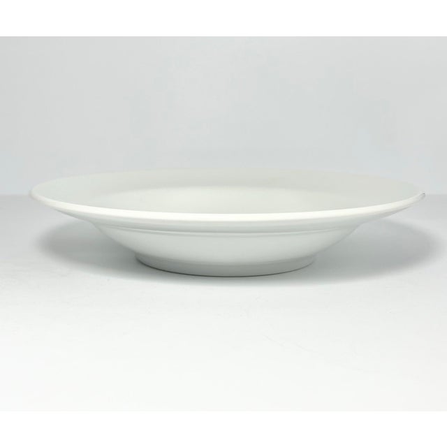 Williams-Sonoma Contemporary Williams-Sonoma “Brasserie, White” Ceramic Large Rim Soup Bowls - Set of 4 For Sale - Image 4 of 5