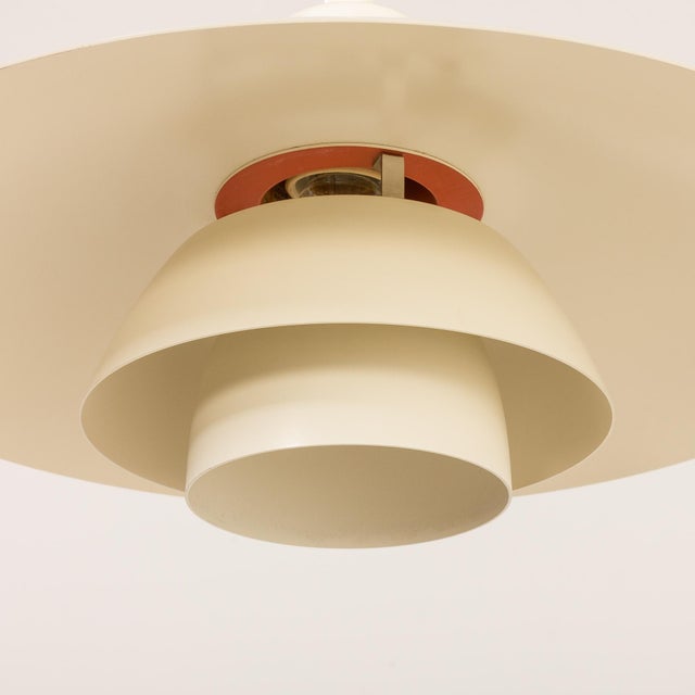 Ivory Vintage PH 4/3 Pendant Lamps by Poul Henningsen for Louis Poulsen, Denmark, 1970s, Set of 2 For Sale - Image 8 of 11