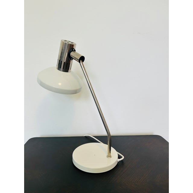 White Mid-Century Modern Table Lamp by Aka Electric, 1970s For Sale - Image 8 of 14