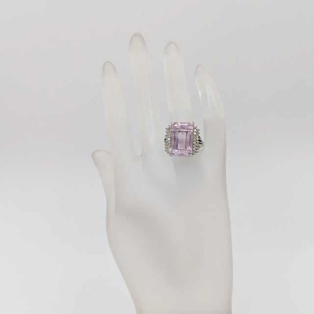 Contemporary Pink Kunzite and White Diamond Cocktail Ring in 18K White Gold, size 7.5 For Sale - Image 3 of 7