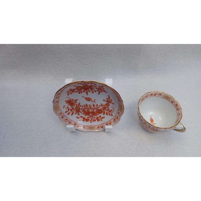 "Indian Painting Coral Red" Meissen Porcelain Demitasse Mokka Cup & Saucer Duo — 1st Choice (1953) Fine Meissen Porcelain...