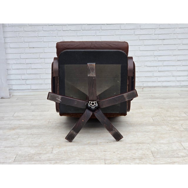 Danish Swivel Armchair in Brown Furniture Leather from Georg Thams, 1970s For Sale - Image 16 of 18