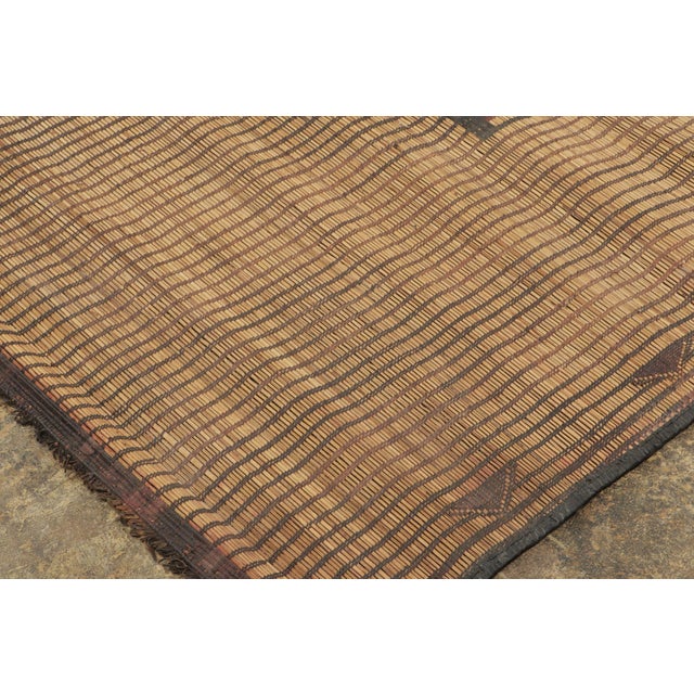 Oversized Vintage Tuareg Rug With Medallion in Beige & Brown - Rug & Kilim For Sale In New York - Image 6 of 7