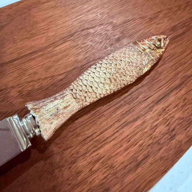 Gold Vintage Ted Arnold LTD Gold & Wood Fish Cheese Board With Knife For Sale - Image 8 of 12